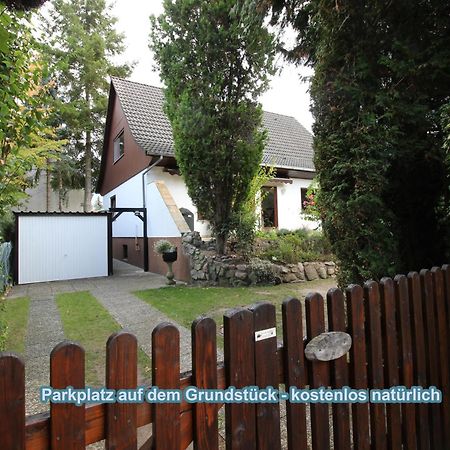 4 Sterne Souterrain Apartment Alt-Mariendorf Berlin Exterior photo